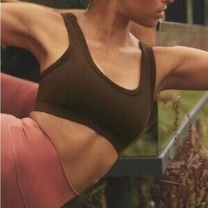 Alo Yoga Ribbed Wellness Sports Bra / Top